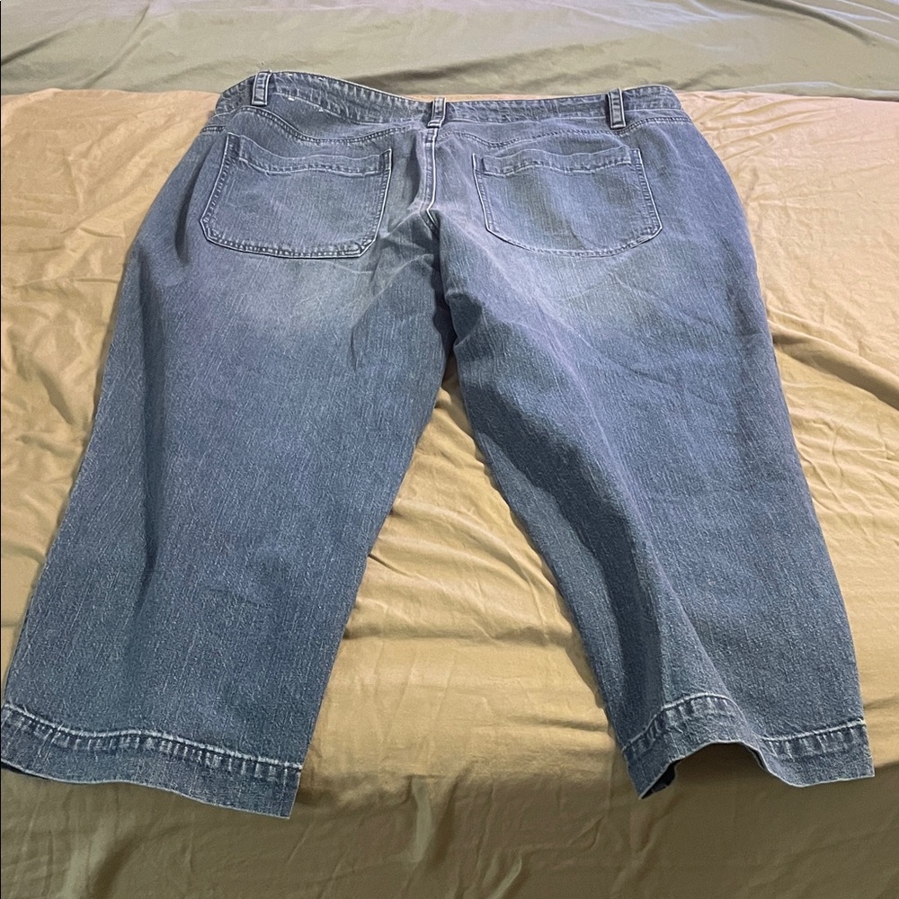 NWOT Talbot’s Jean Capris - Picture 2 of 6